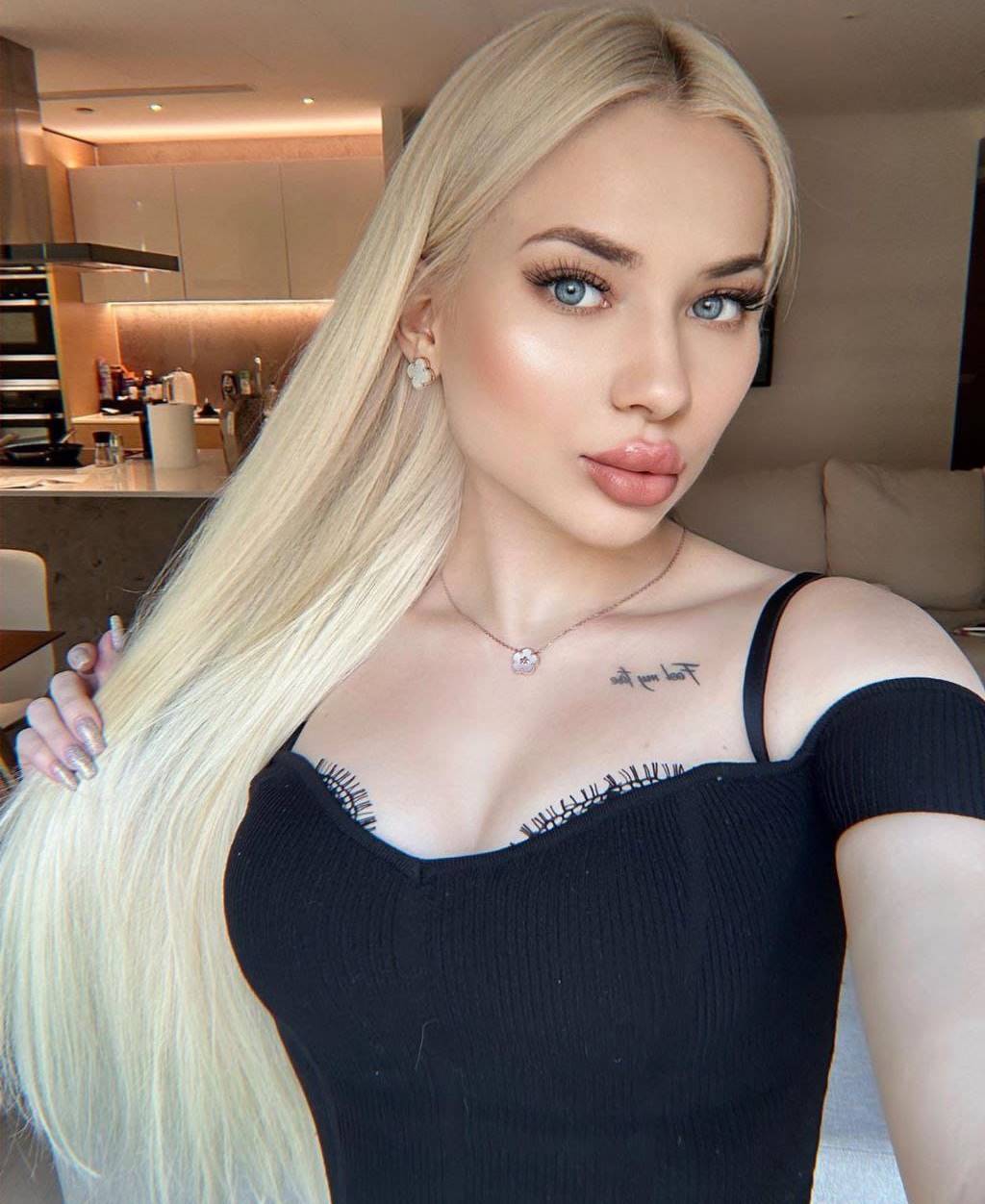 Rus Escort Bayanlar İle Tutkulu Bir Gece Ve Seksi Anlar